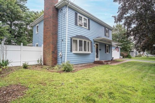 276 Caroline St, New Bedford, MA 02740-4626