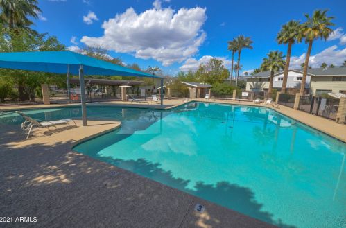 4430 Belleview St, Phoenix AZ 85008-5644 exterior