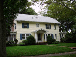 33 Windermere Rd, Newton, MA 02466-2521