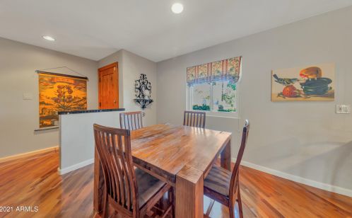 2542 42nd St, Phoenix AZ 85032-4729 exterior