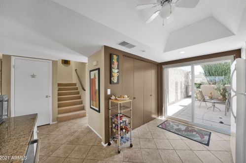 4031 Charter Oak Rd, Phoenix AZ 85032-7470 exterior