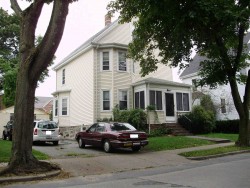 247 Cherry St, Newton, MA 02465-1607