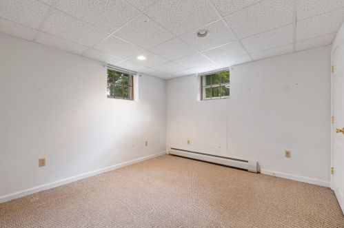 30 Duxbury Dr, Holden MA 01520-1643 exterior