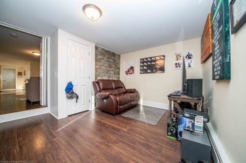 41 Worcester St, New Bedford MA 02745-1007 exterior