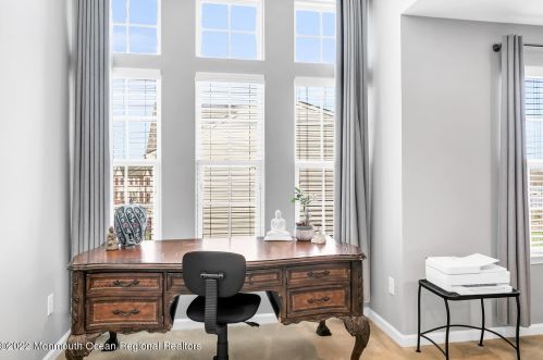 42 Kyle Dr, Tinton Falls NJ  07712-7536 exterior