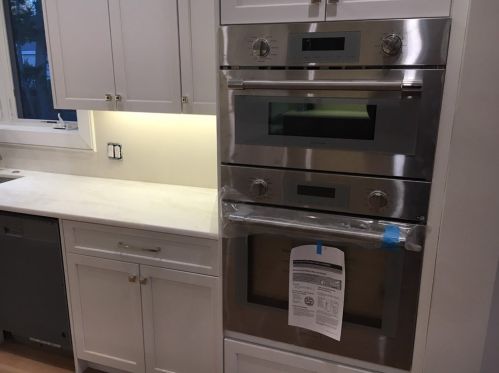 22 Esty Farm Rd, Newton MA 02459-3605 exterior