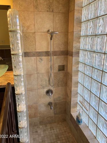 14052 Canterbury Dr, Phoenix AZ 85023-6211 exterior