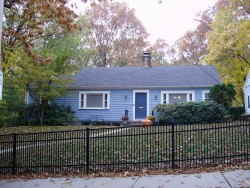 40 Kirkstall Rd, Newton, MA 02460-2218
