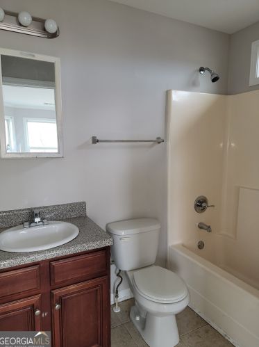 1601 Jonesboro Rd, Atlanta GA 30354-2207 exterior