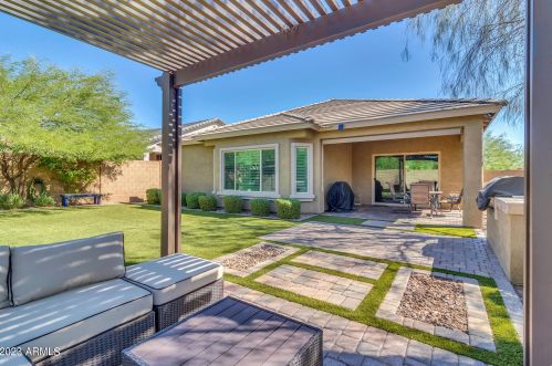 33216 26th Ln, Phoenix, AZ 85085-8917