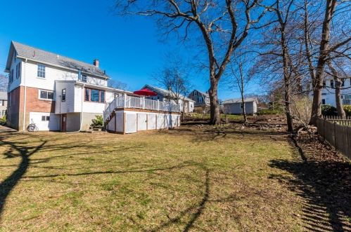 399 Mt Vernon St, Dedham MA 02026-3631 exterior