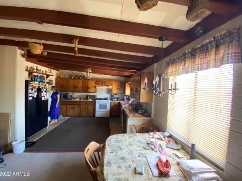 3002 Charter Oak Rd, Phoenix AZ 85032-7449 exterior