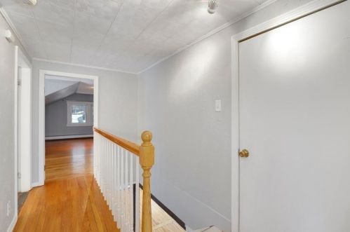 55 Seminole Dr, Worcester MA 01603 exterior