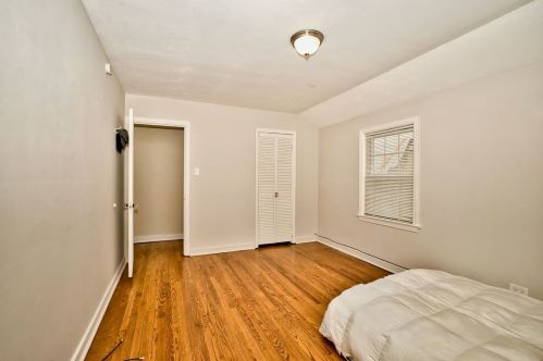 3626 Oak Park Ave, Forest View IL 60402-3865 exterior