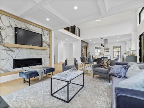 31 Greenwood St, Newton MA 02459-2702 exterior