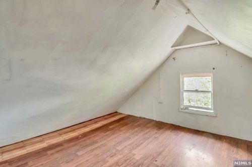 410 Davis Ave, Kearny NJ 07032-3510 exterior