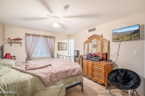 414 Behrend Dr, Phoenix AZ 85050-3992 exterior