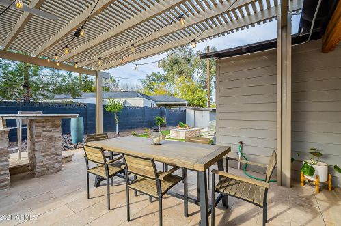 5136 2nd St, Phoenix AZ 85086-3406 exterior