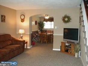 2810 Gilham St, Philadelphia, PA 19149-3016