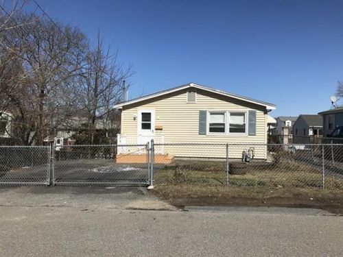 68 Thornton St, Lawrence MA  01841-1414 exterior