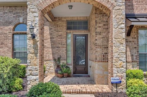 1322 Bell Ridge Ln, Richmond TX  77471-6608 exterior