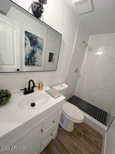 2102 71 Ave, Phoenix AZ 85033-1460 exterior