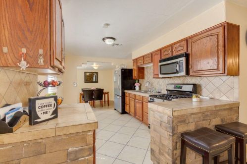 1340 38 Dr, Phoenix AZ 85053-2811 exterior