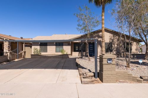 4164 Burgess Ln, Phoenix, AZ 85041-4925