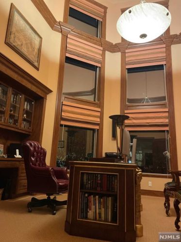 354 Madison Ave, Cresskill NJ 07626-1338 exterior