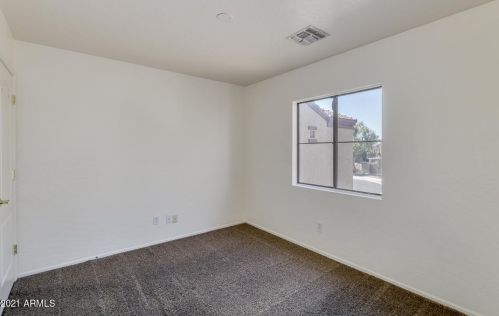 1412 Dunbar Dr, Phoenix AZ 85041-6113 exterior