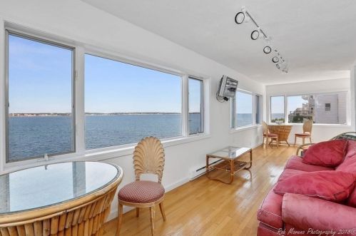 230 Wilson Rd, Nahant MA 01908-1058 exterior