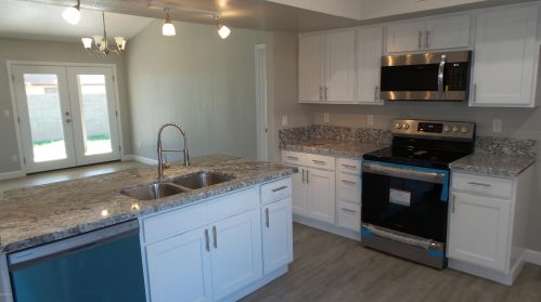 8805 Cambridge Ave, Phoenix AZ 85008-1215 exterior