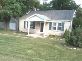 10500 Eastview Ave, Louisville KY  40299-3721 exterior