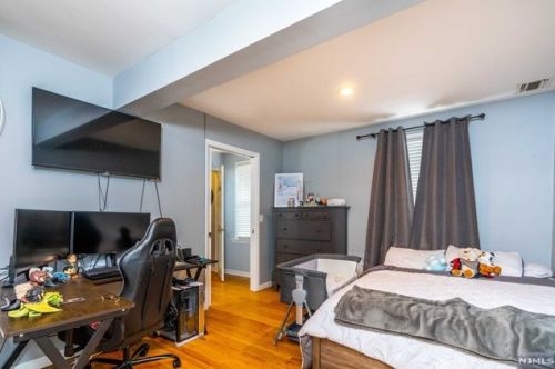 479 Dewitt Ave, Belleville NJ 07109-2508 exterior