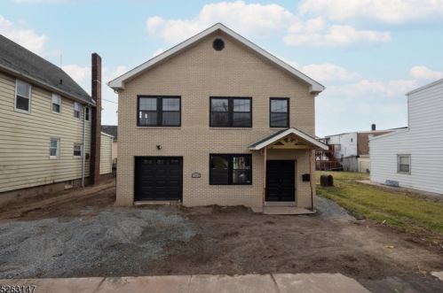 134 Un St, Carteret NJ 07008-3326 exterior