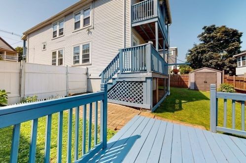 32 Fuller St, Everett MA  02149-4213 exterior