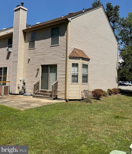 154 Evan Ct, West Deptford NJ  08086-2007 exterior