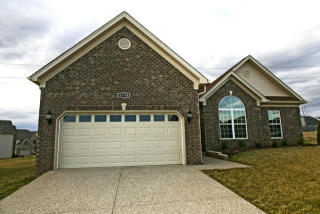 11724 Washington Green Rd, Louisville, KY 40229-5533