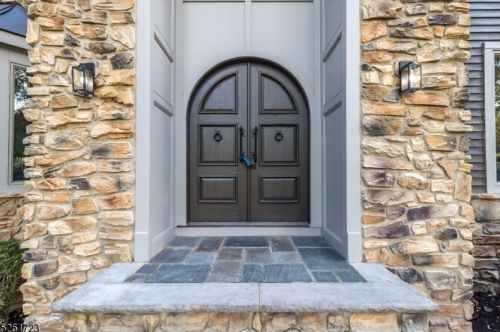 2 Kelsey Farm Rd, Milford NJ 08848-2164 exterior