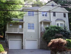 322 Winchester St, Newton, MA 02461-2051