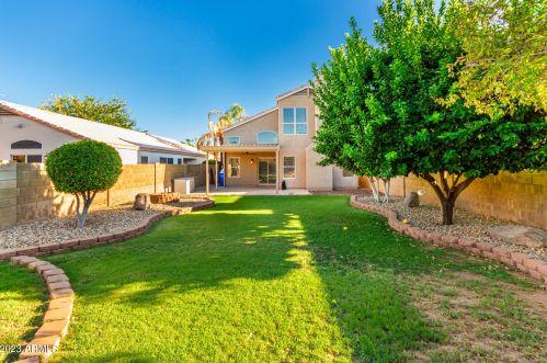 4758 Charleston Ave, Phoenix AZ 85032-9553 exterior