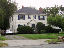 176 Cherry St, Newton, MA 02465-1242