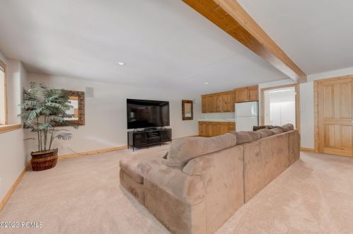 7794 Pinebrook Rd, Park City UT 84098-5348 exterior