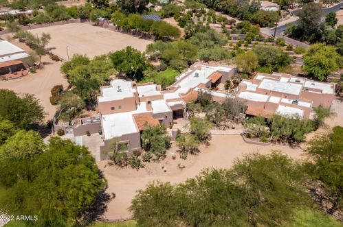 2020 Bethany Home Rd, Phoenix, AZ 85015-2443