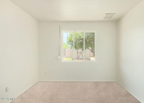 423 El Camino Dr, Phoenix AZ 85051-9121 exterior