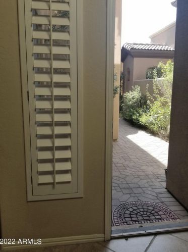 5122 34 Way, Phoenix AZ 85018-1548 exterior