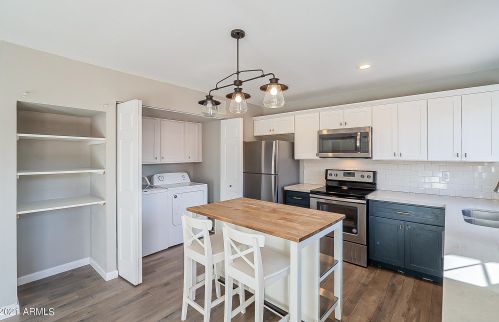 2854 Clarendon Ave, Phoenix AZ 85018-5552 exterior