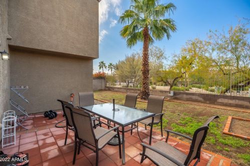 7302 37 Dr, Phoenix AZ 85029-3111 exterior