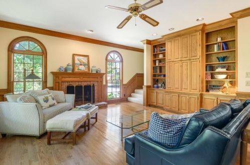 5426 Brooke Farm Dr, Atlanta GA 30338-3151 exterior