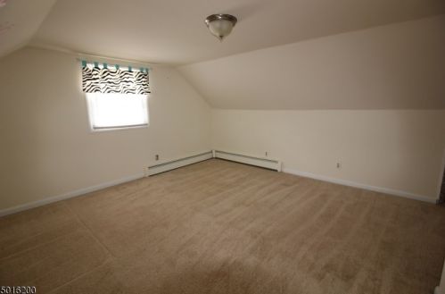 326 Skyline Lk Dr, Skyline Lakes NJ 07456-1953 exterior